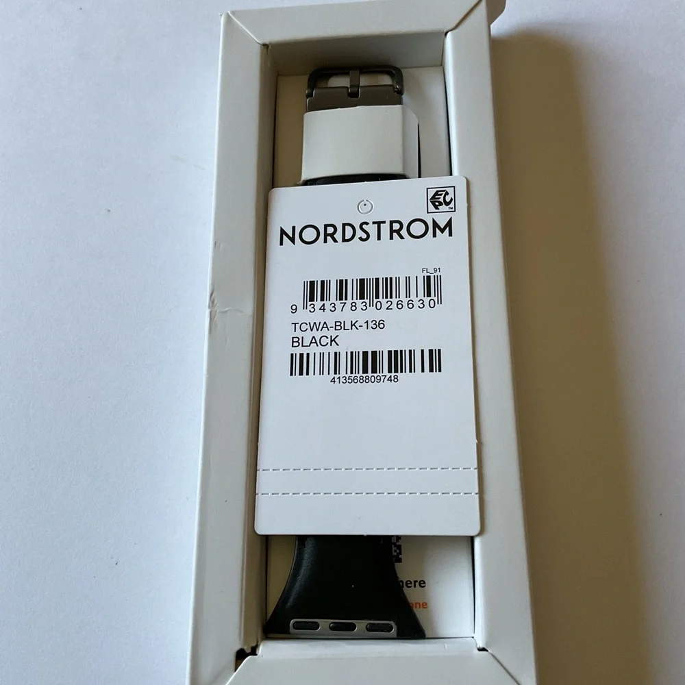 BELLROY CLASSIC APPLE WATCH LEATHER STRAP BLACK SMALL APPLE WATCH 38-42 NWT
